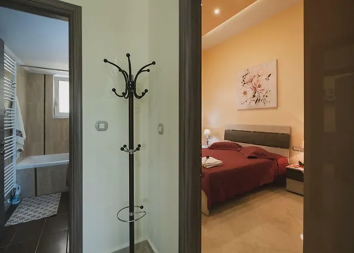 Spacious With Parking *