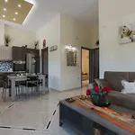 Spacious With Parking Apartment Chania (Crete)