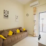 Spacious With Parking * Chania (Crete)