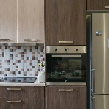 Spacious With Parking * Ханья