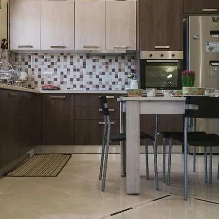Spacious With Parking * La Canea