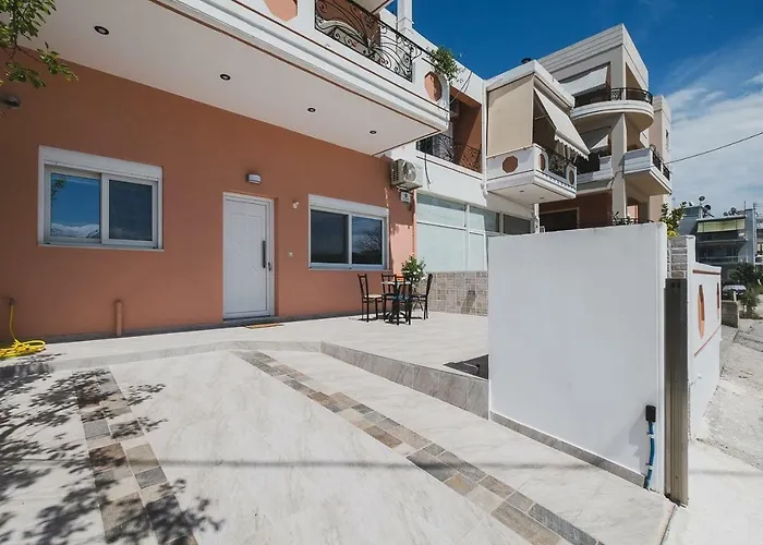 Апартаменты Spacious With Parking *