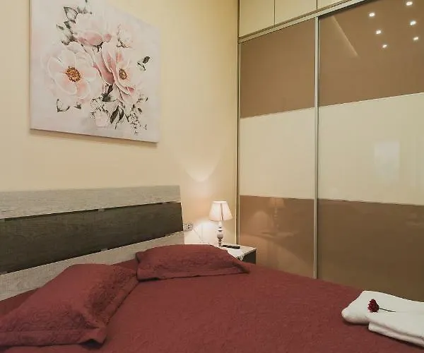 Spacious With Parking Apartament Chania (Crete)