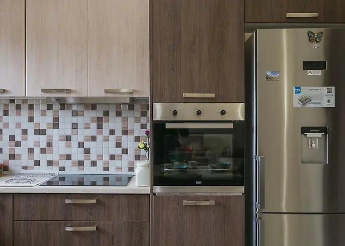 Spacious With Parking * Chania (Crete)