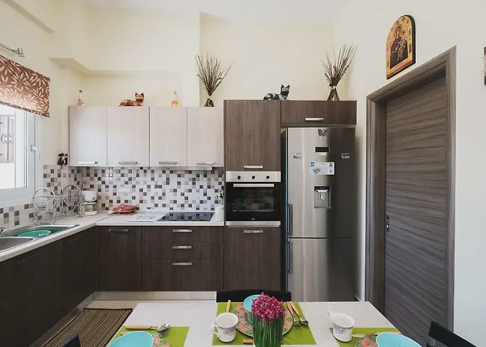 Spacious With Parking